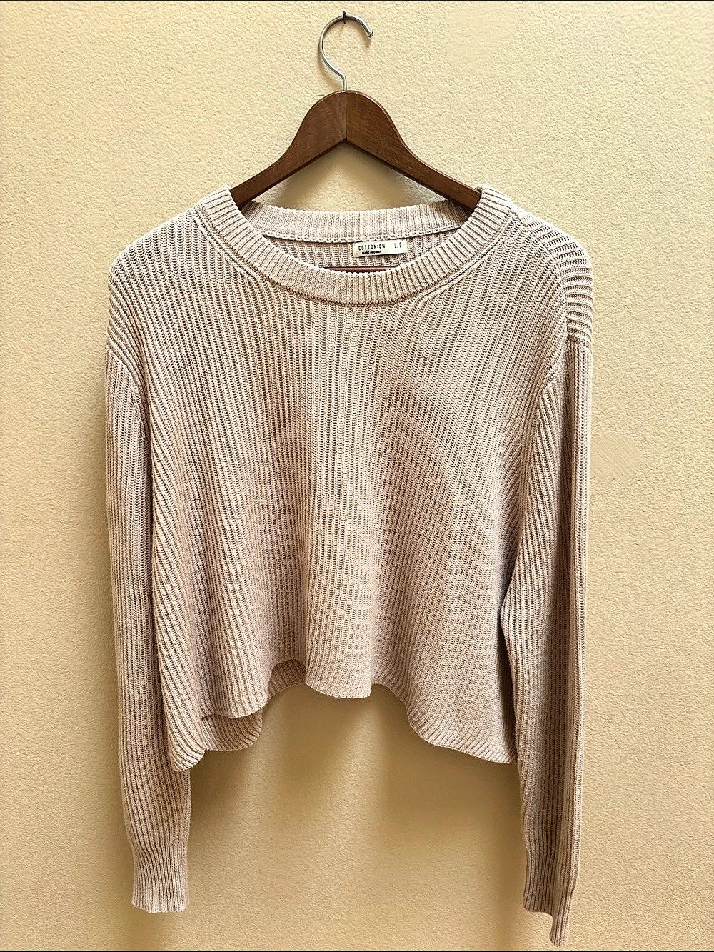 COTTON:ON Cropped Waffle Knit Sweater in Beige Size Large